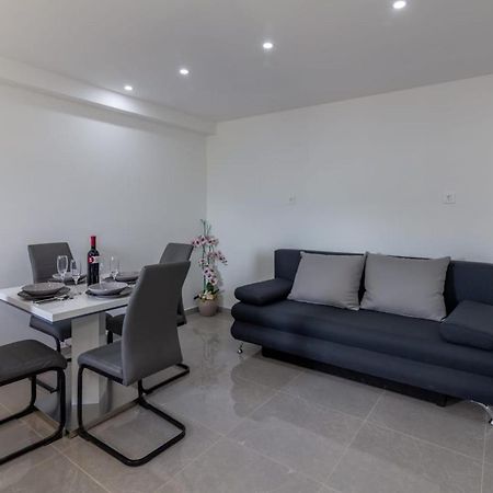 Apartman Iva Krivodol Exterior photo
